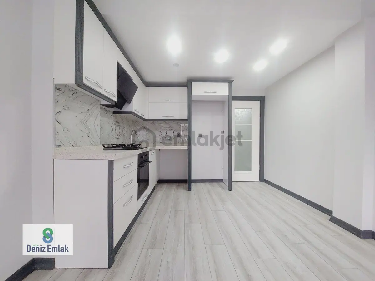 Denizden Akçayda Ön Cephe Yeni Binada Satılık 1+1 Daire. - 7
