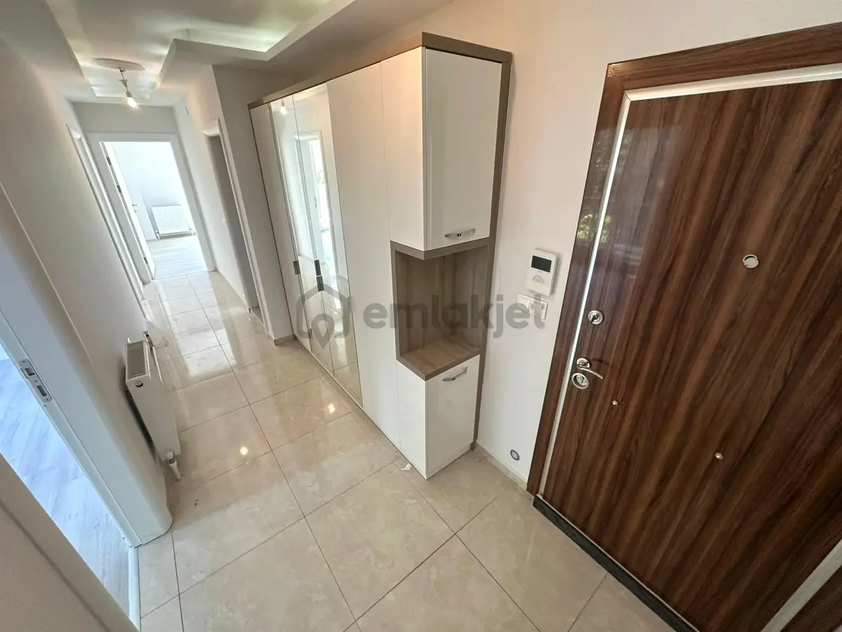🏡 Referans'tan İkizçay'da Ebeveyn Banyolu Modern Tasarımlı 3+1 Daire - 12