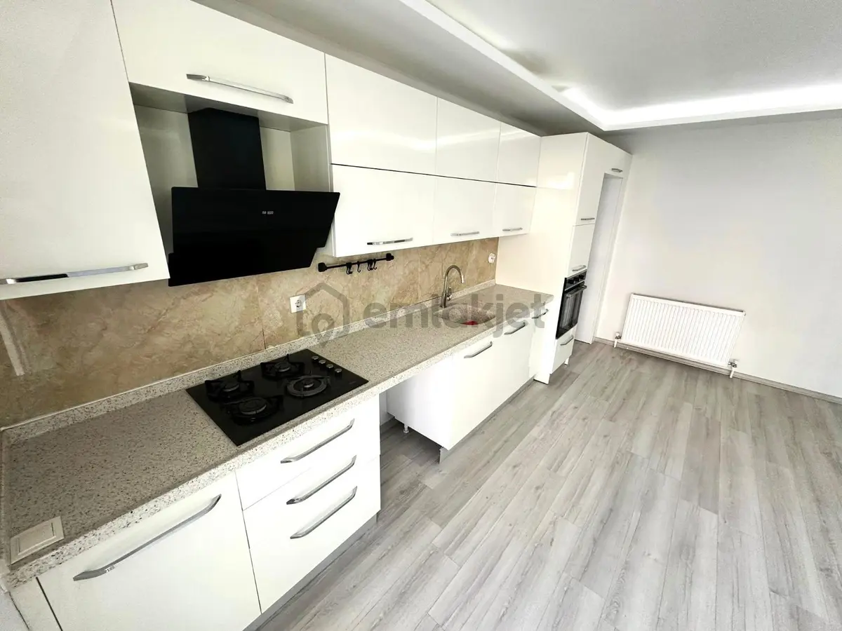 🏡 Referans'tan İkizçay'da Ebeveyn Banyolu Modern Tasarımlı 3+1 Daire - 9