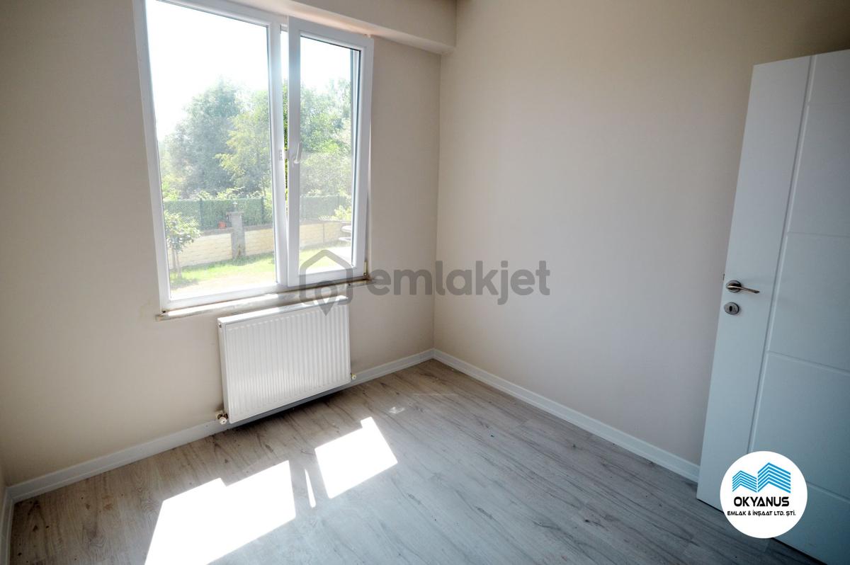 Sakarya Karasu'da Havuzlu Sitede Mutfak Ayrı 2+1 Daire - 13