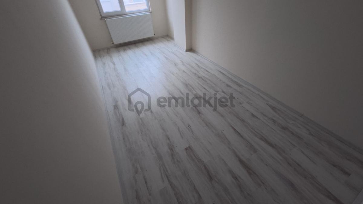Karasu'da Havuzlu Bahçeli Site İçerisinde 2+1 Daire - 10