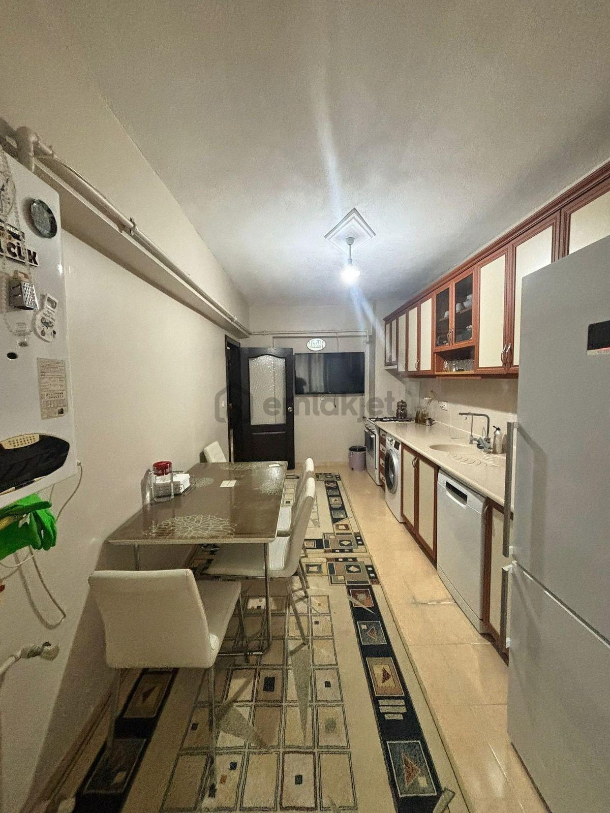 Ahi Evran Mahallesinde 3+1 Katta Geniş Satılık Daire