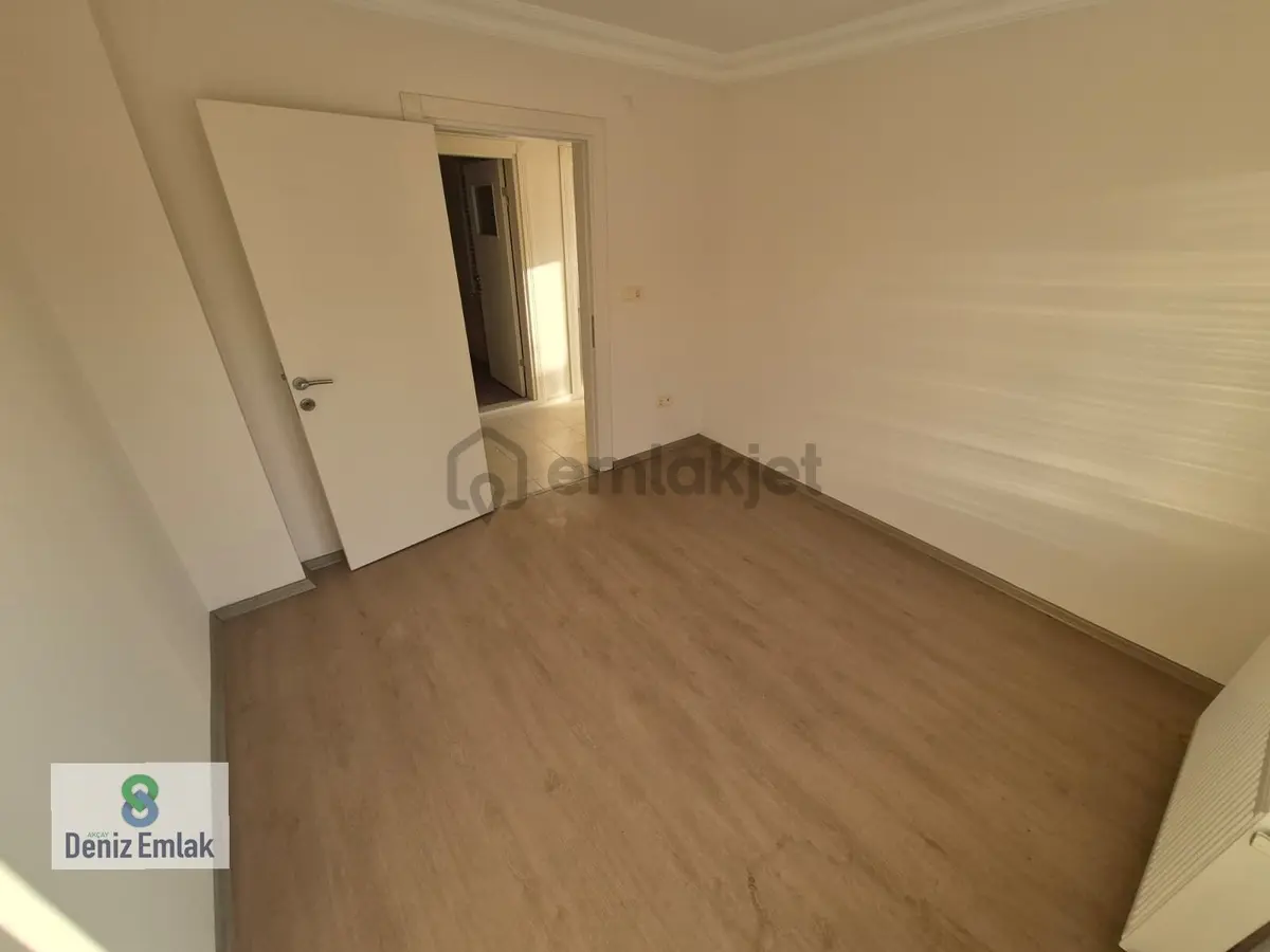 Denizden Akçay Sarıkızda Ön Cephe Ebeveynli Satılık 3+1 Daire. - 4