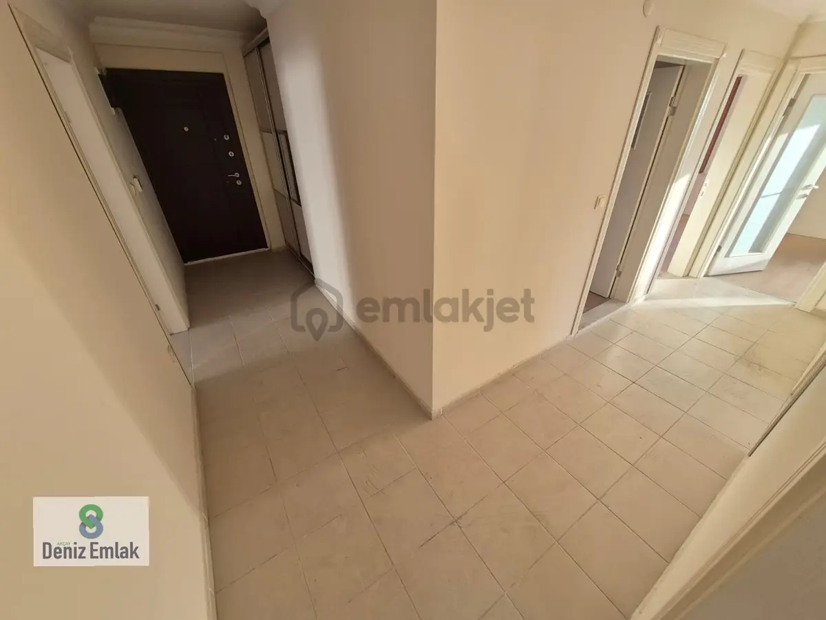 Denizden Akçay Sarıkızda Ön Cephe Ebeveynli Satılık 3+1 Daire. - 27