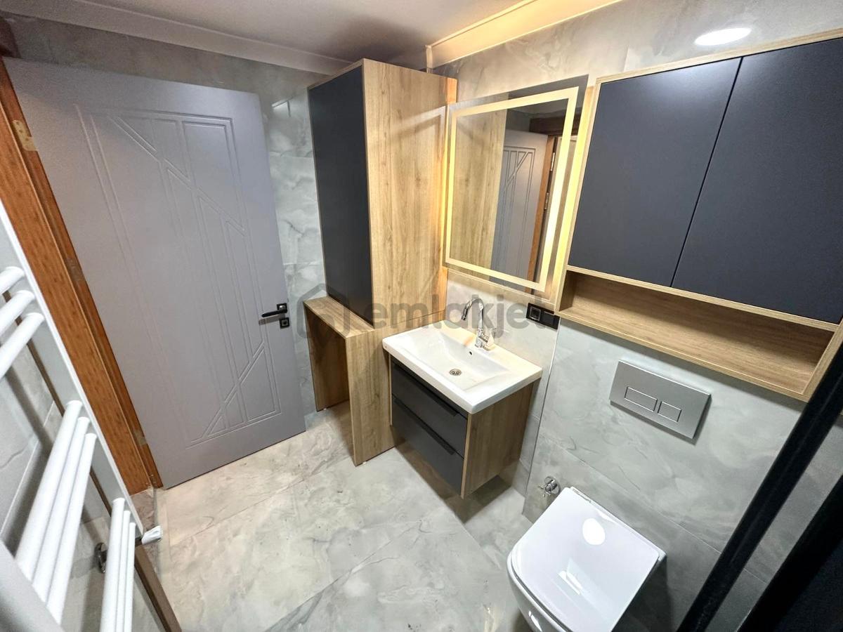 🏡 Referans'tan Akçay'da Modern Tasarımlı 1+1 Daire - 13