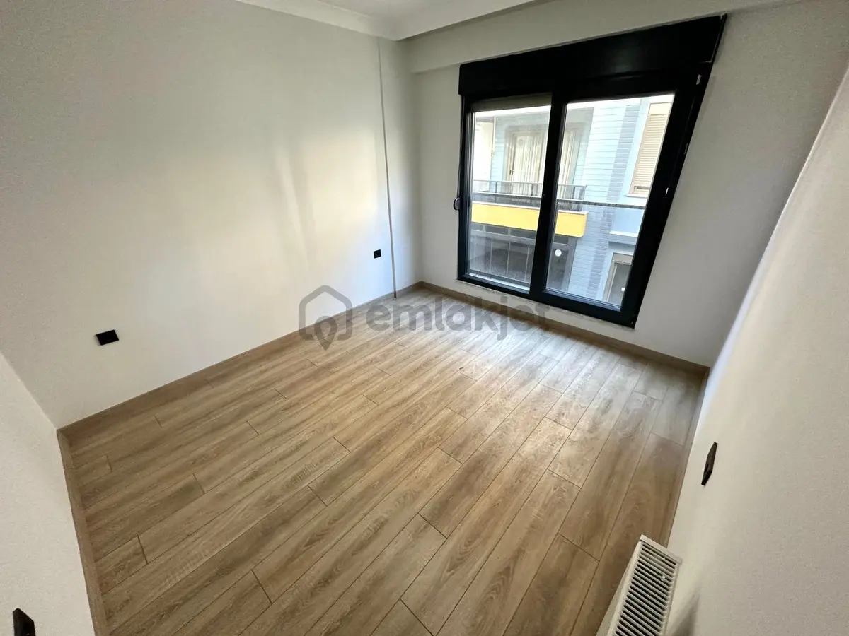 🏡 Referans'tan Akçay'da Modern Tasarımlı 1+1 Daire - 19