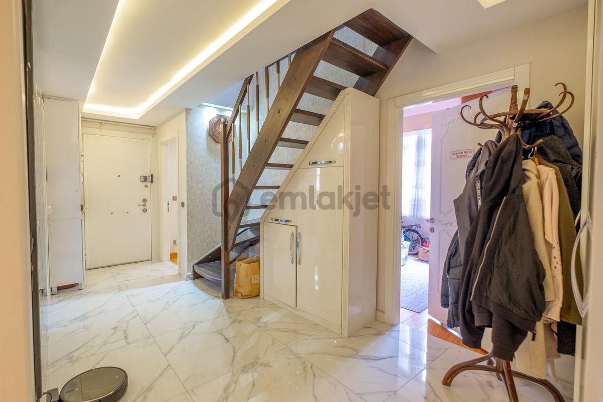Bakırköy Şenlikköy'de Satılık Geniş 4+2 Dubleks Daire - 13