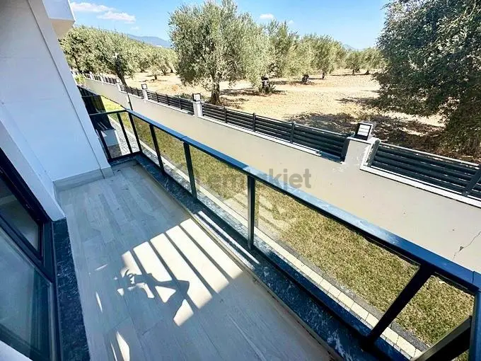 🏡 Referans'tan Güre'de Havuzlu Sitede Ön Cephe 1+1 Daire - 33