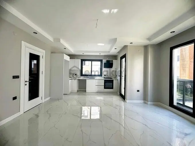 🏡 Referans'tan Güre'de Havuzlu Sitede Ön Cephe 1+1 Daire - 4