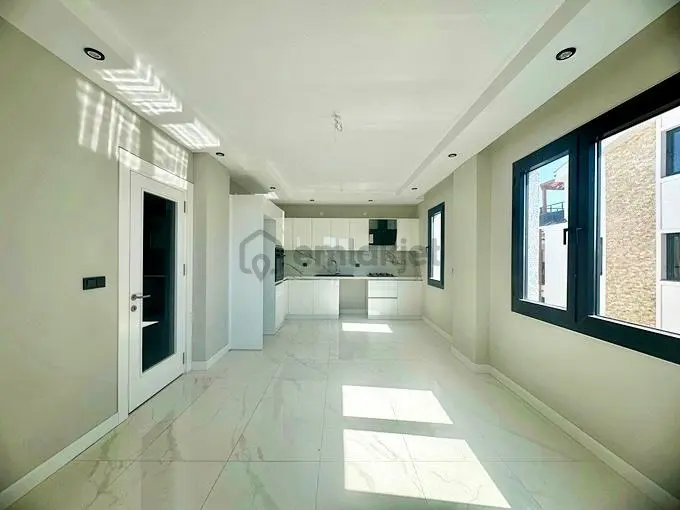 🏡 Referans'tan Güre'de Havuzlu Sitede Ön Cephe 1+1 Daire - 21