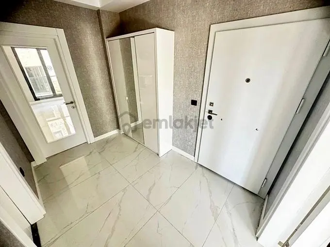 🏡 Referans'tan Güre'de Havuzlu Sitede Ön Cephe 1+1 Daire - 8