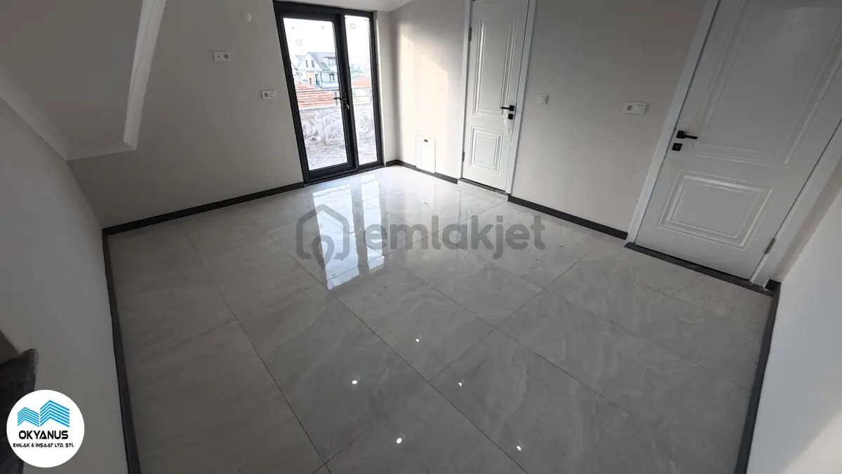 Sakarya Kocaali'de Havuzlu Denize Yakın 3+1 Villa - 27