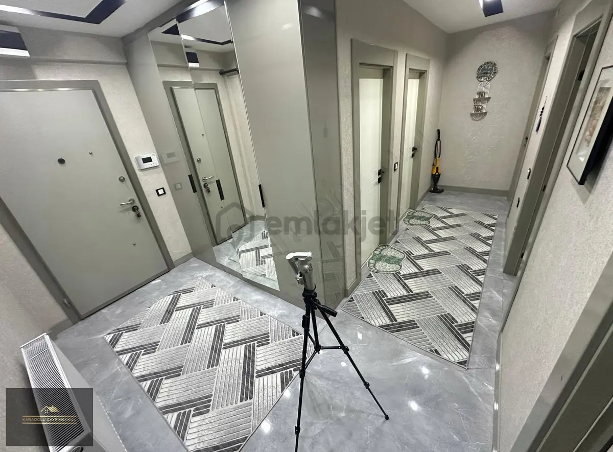 Karaoğlu'dan Keçiörende Full Yapılı 4 Yıllık Binada 2+1 Daire - 32
