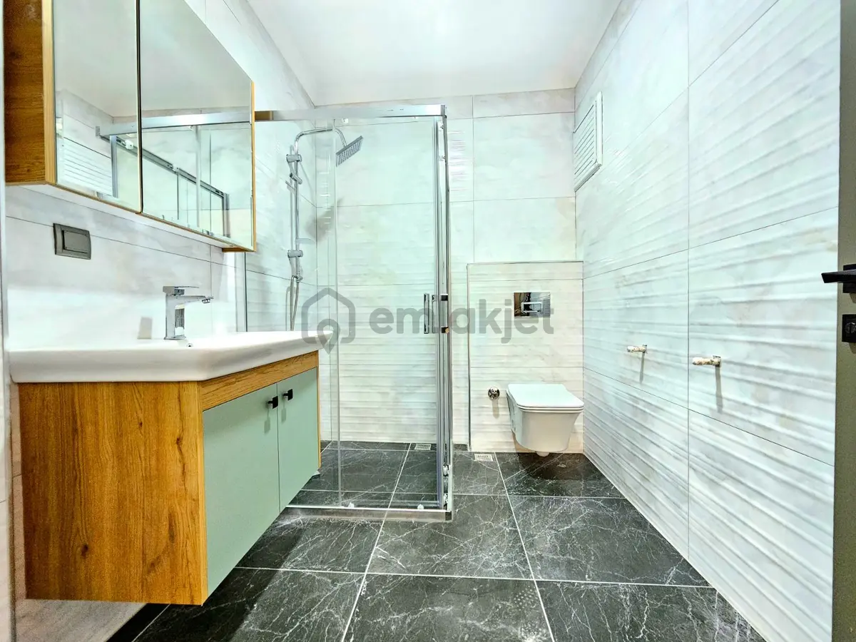 Gürsoy'dan Denize 300m Ebeveyn Banyolu 2+1 Sıfır Daire - 26