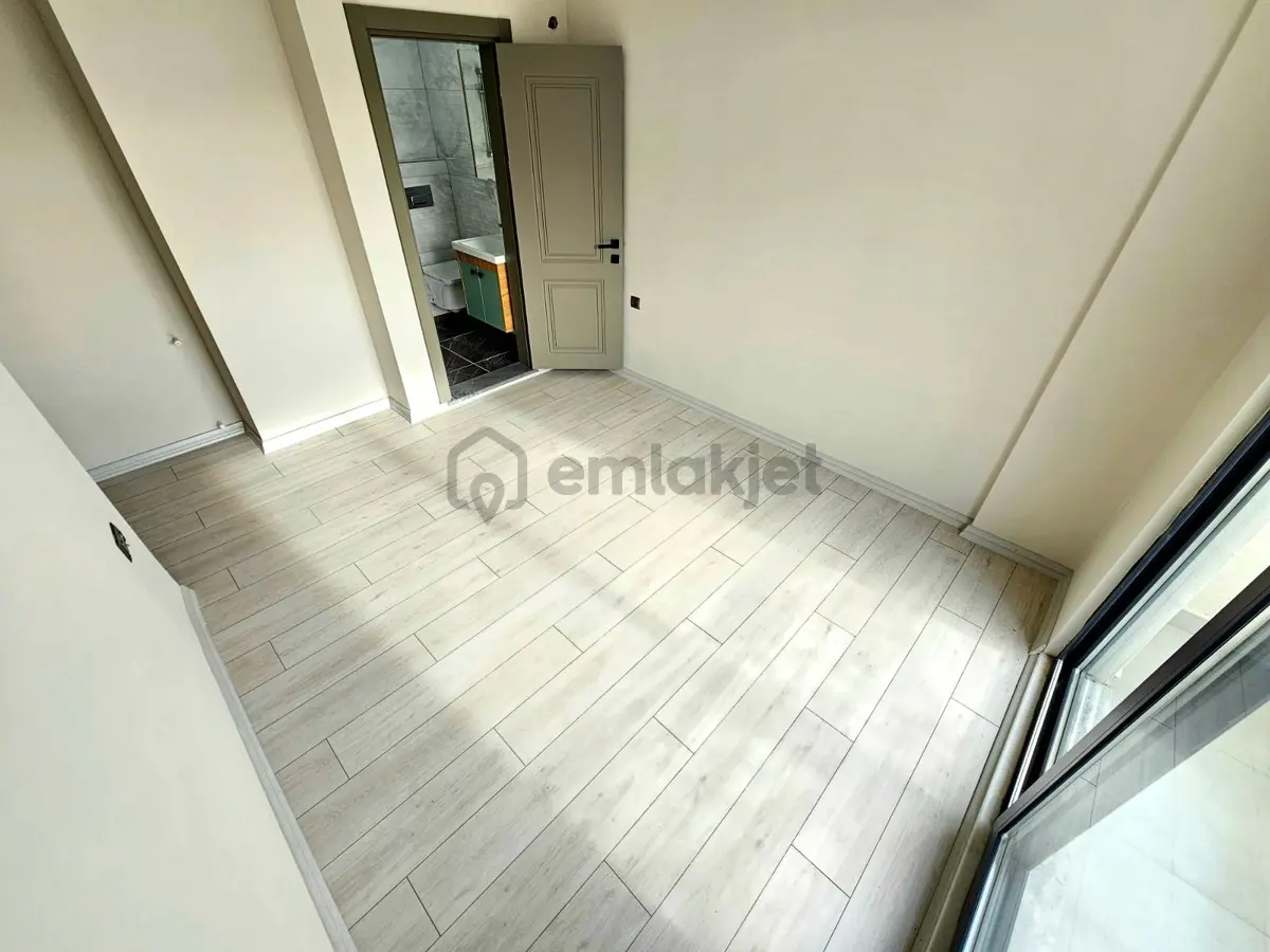 Gürsoy'dan Denize 300m Ebeveyn Banyolu 2+1 Sıfır Daire - 22