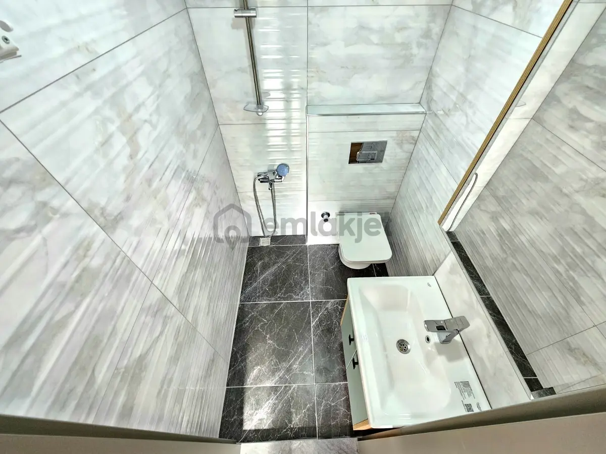 Gürsoy'dan Denize 300m Ebeveyn Banyolu 2+1 Sıfır Daire - 25