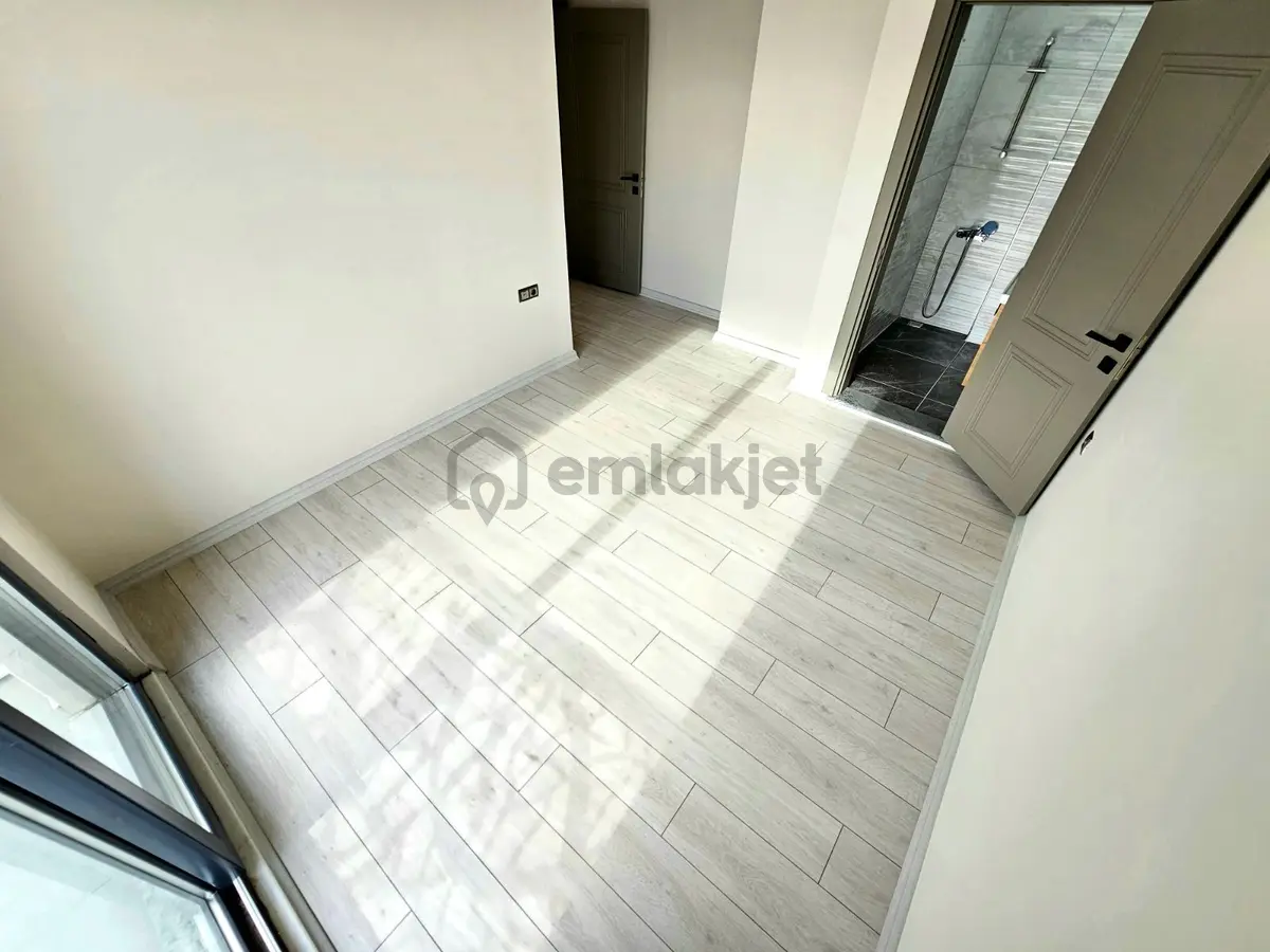 Gürsoy'dan Denize 300m Ebeveyn Banyolu 2+1 Sıfır Daire - 21