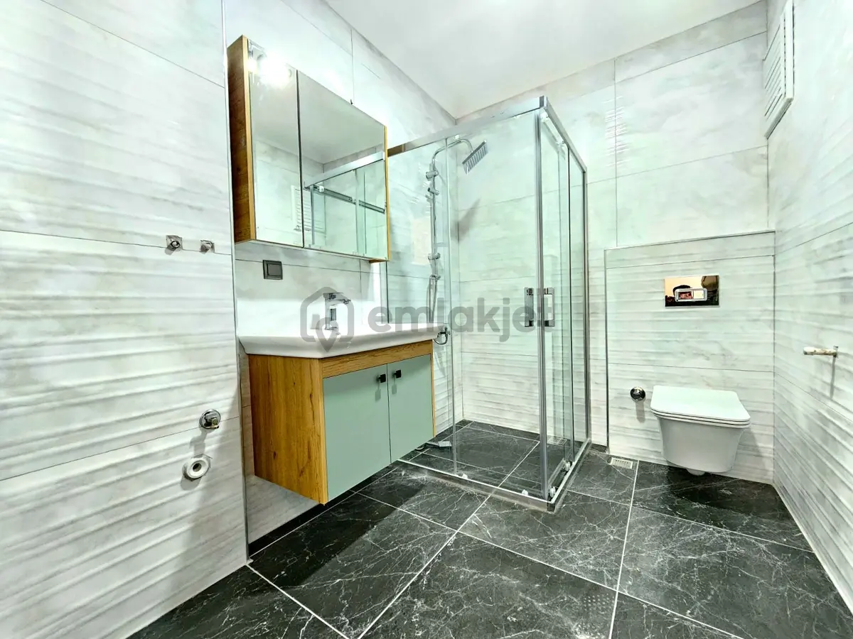 Gürsoy'dan Denize 300m Ebeveyn Banyolu 2+1 Sıfır Daire - 28