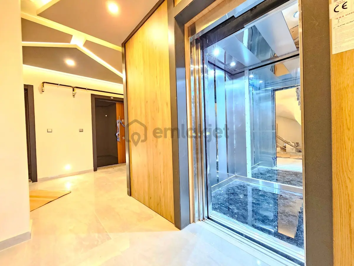 Gürsoy'dan Denize 300m Ebeveyn Banyolu 2+1 Sıfır Daire