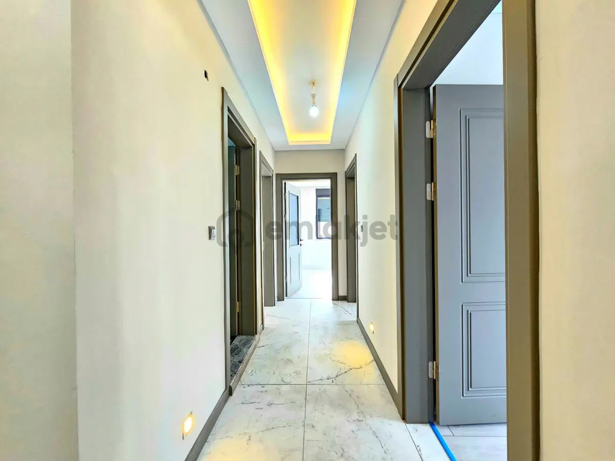 Gürsoy'dan Denize 300m Ebeveyn Banyolu 2+1 Sıfır Daire - 34