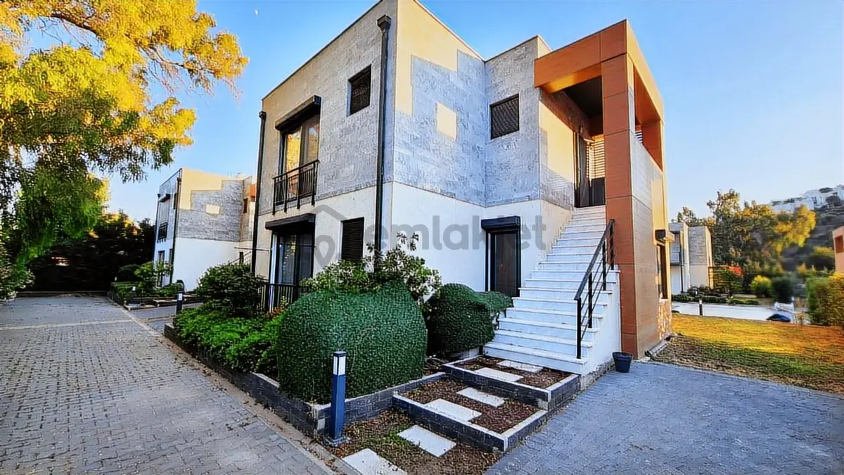 Bodrum Gümüşlük Elit Site İçinde Satılık 2+1 Üst Kat Daire - 10