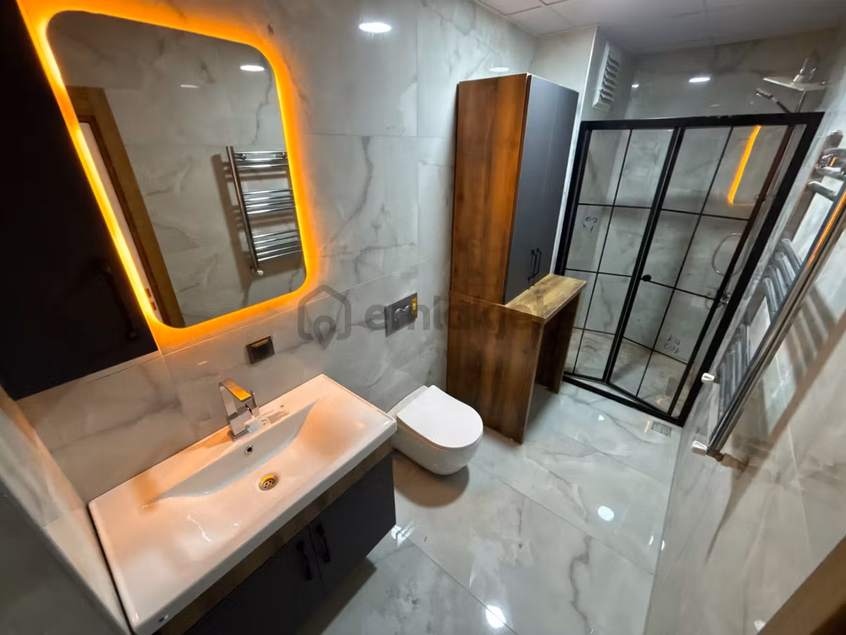 🏡 Referans'tan Şık Tasarımlı Giriş Kat Cam Balkonlu 2+1 Daire - 25
