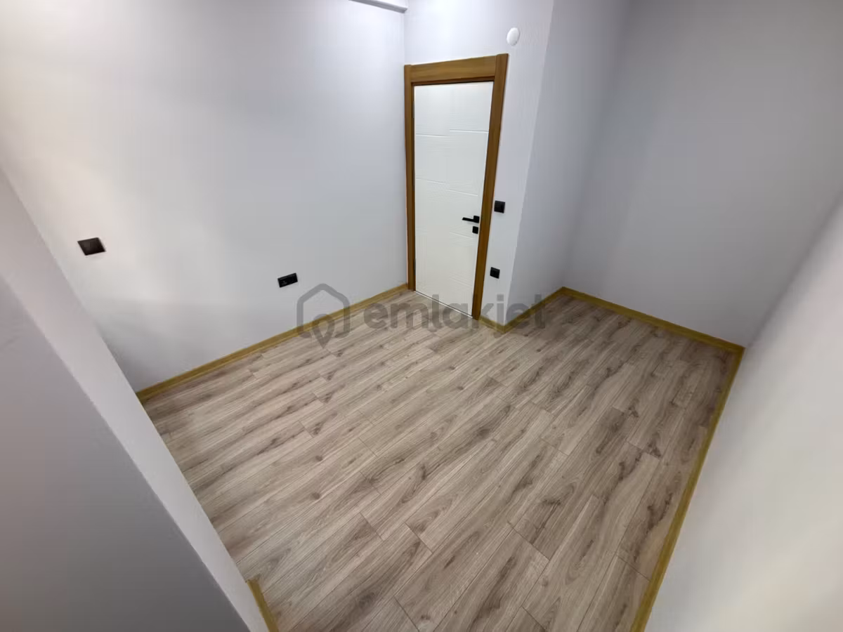 🏡 Referans'tan Şık Tasarımlı Giriş Kat Cam Balkonlu 2+1 Daire - 21