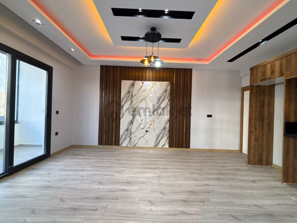 🏡 Referans'tan Şık Tasarımlı Giriş Kat Cam Balkonlu 2+1 Daire - 20
