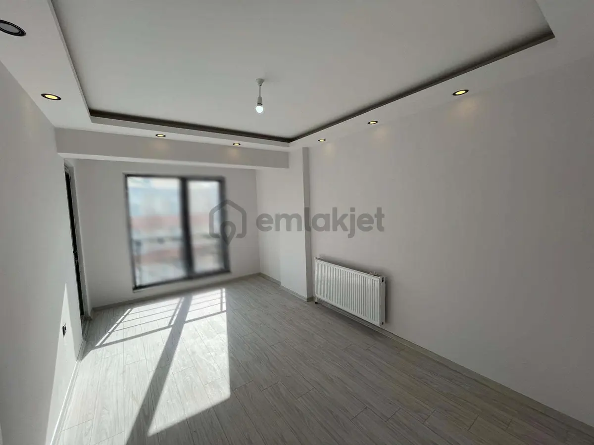 Serhat Mahallesinde Sıfır Satılık 3+1 Daire - 8