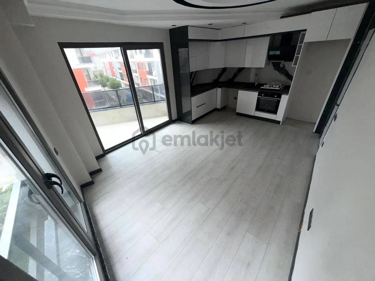 🏡 Referans'tan İkizçay'da Ön Cephe Ara Kat 1+1 Daire - 3