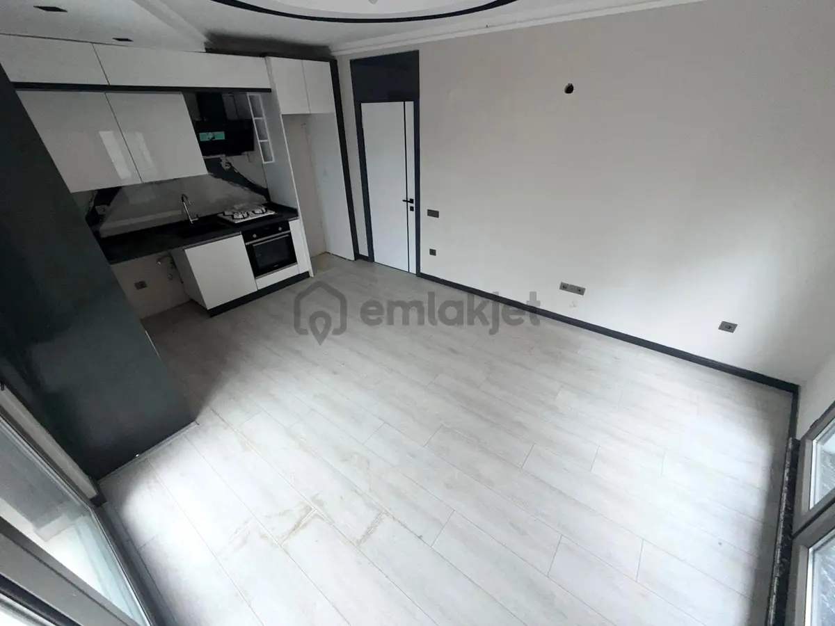 🏡 Referans'tan İkizçay'da Ön Cephe Ara Kat 1+1 Daire - 9