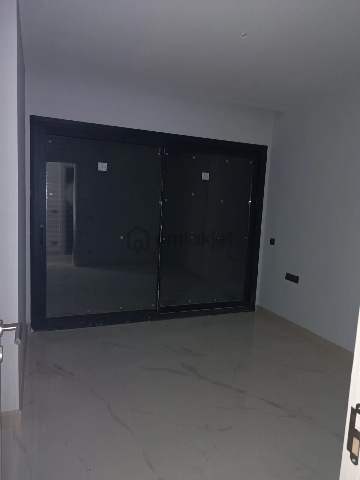 Kuşadası Merkezde Satılık 3+1 Sıfır Daire - 10