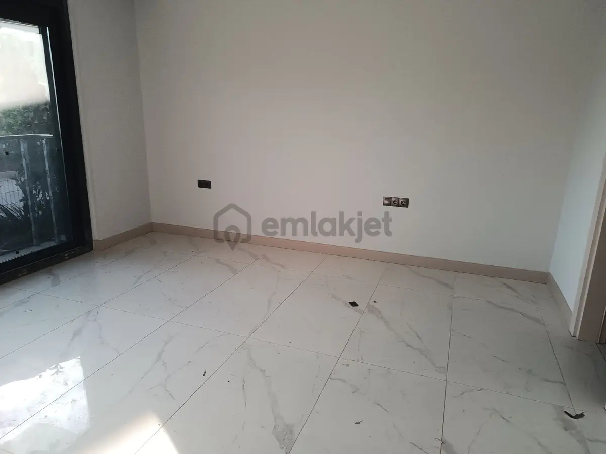 Kuşadası Merkezde Satılık 3+1 Sıfır Daire - 19