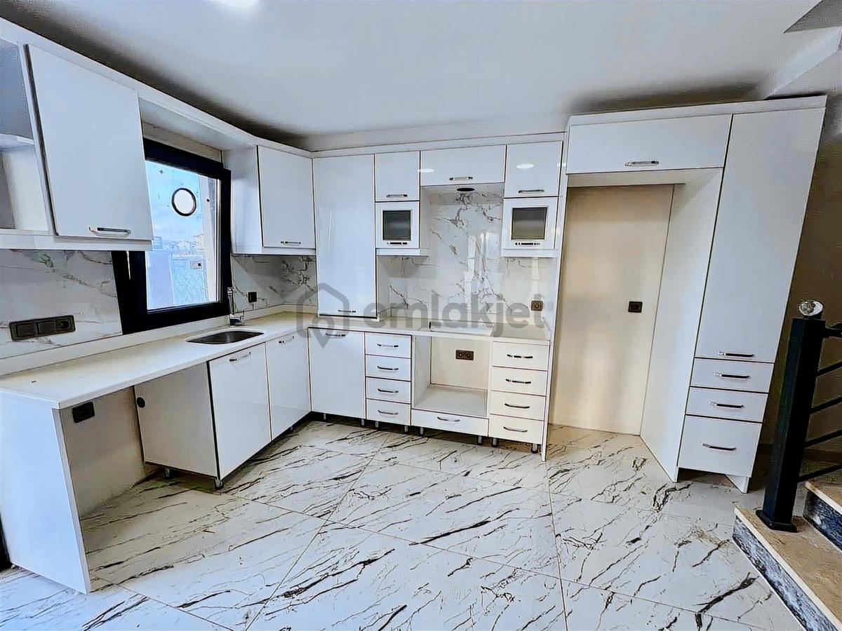 #mega Yapı# Kapalı Mutfaklı Yerden Isıtmalı Köşebaşı Villa - 32