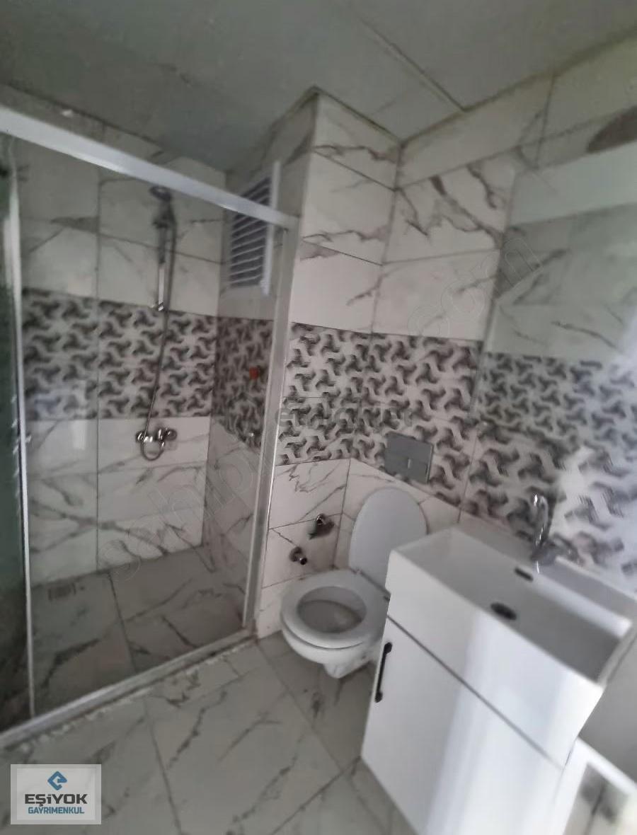 Acil Satılık Torbalı Mahallesi'nde 2+1 - 5