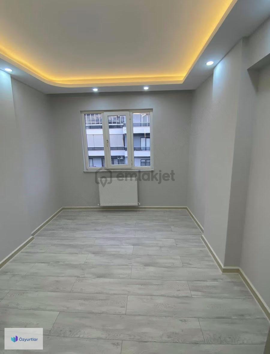 Hafsasultan Mahallesi'nde, Asansörlü Ara Kat Lüx Daire. - 6
