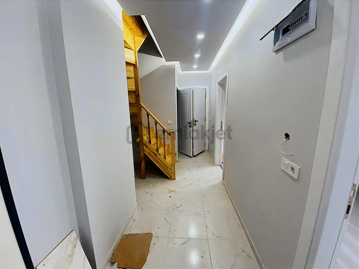 Bolluca Emlak`tan Satılık 2+1 Ters Dublex Daire - 3