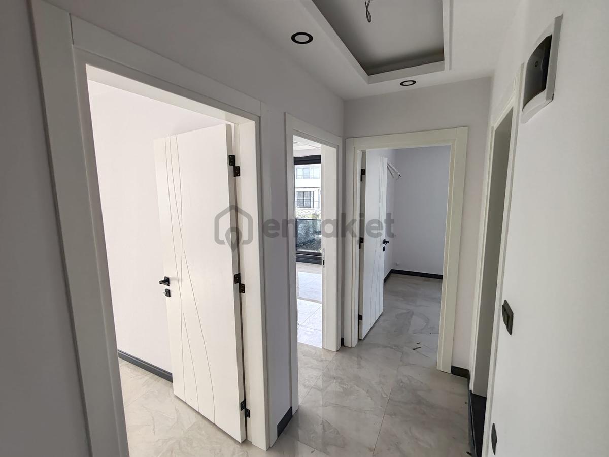 Yeşilkent Yolunda 3+1 Lüks Villa - 15