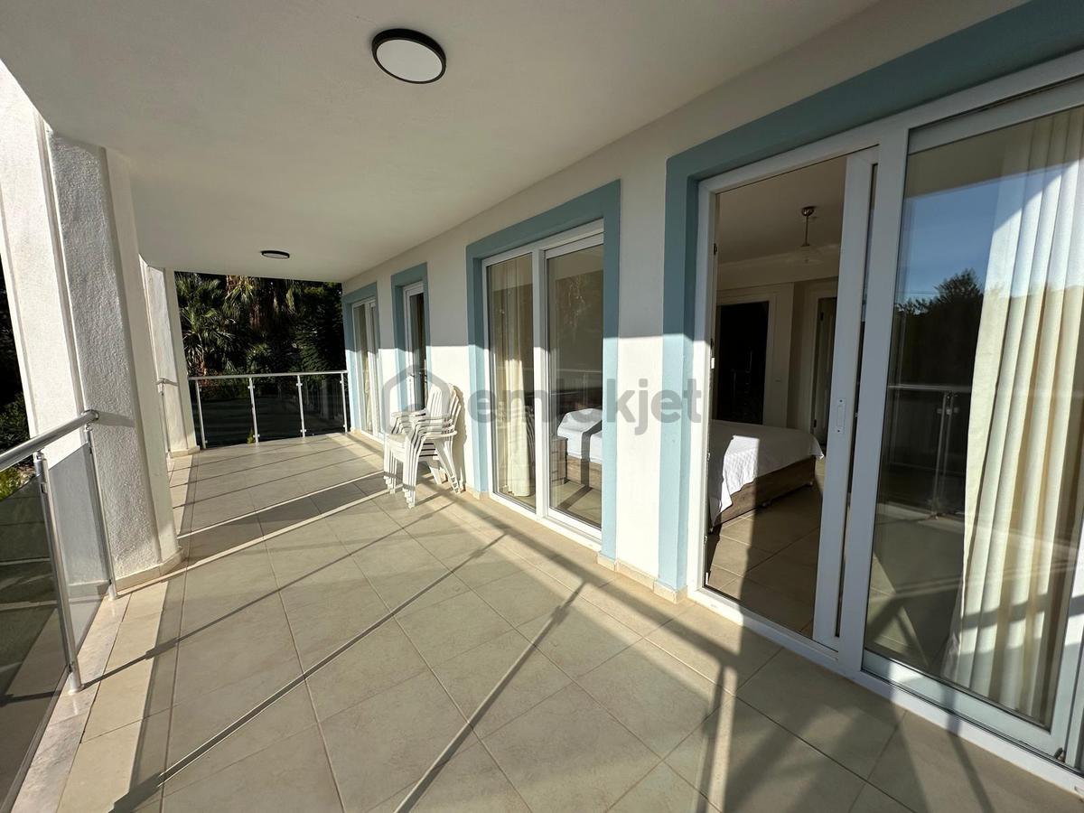Ovacık'ta Ferah 4+1 Triplex Villa - 21