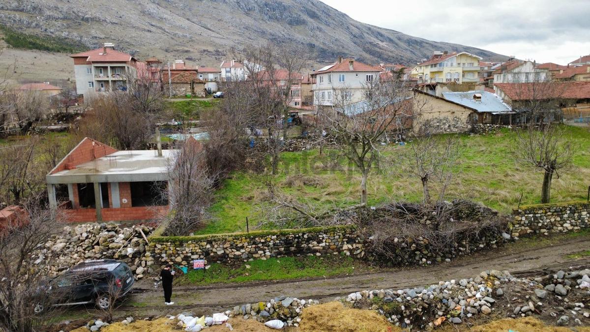 Afyonkarahisar Sandıklı'da Satılık Tarla - 9