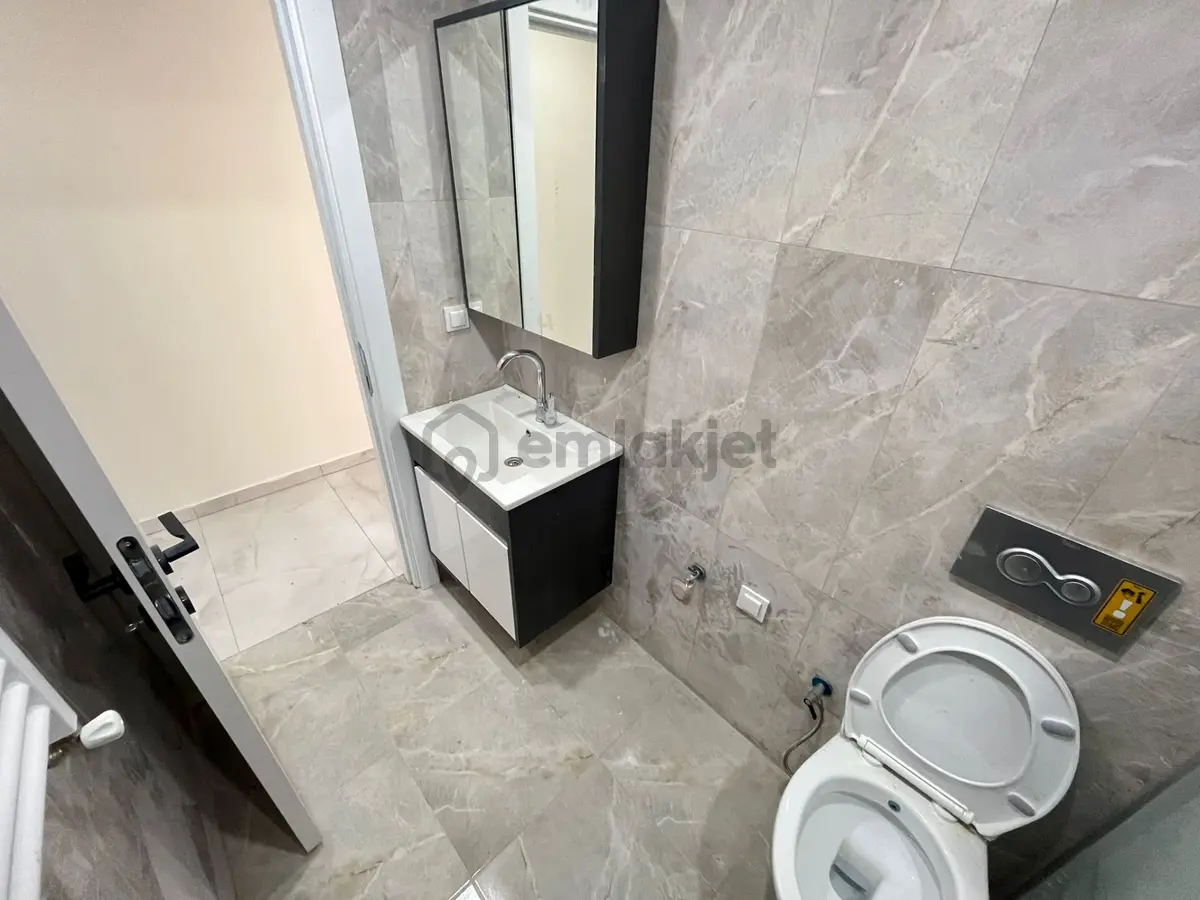 Has Seba'dan Tevfikbeyde 2+1 85m2 Caddeye Yakın Satılık Dairee - 30