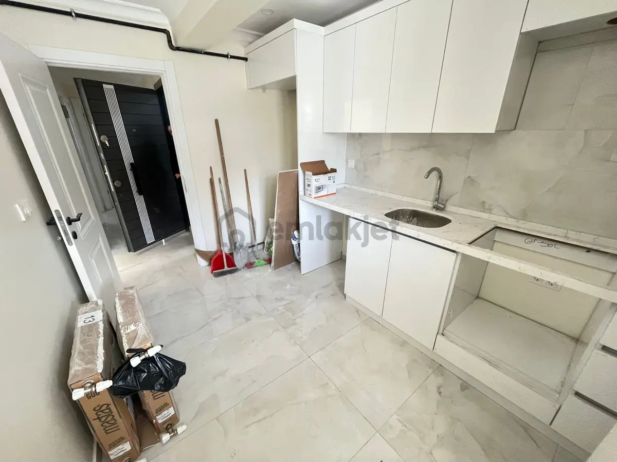 Has Seba'dan Tevfikbeyde 2+1 85m2 Caddeye Yakın Satılık Dairee - 11