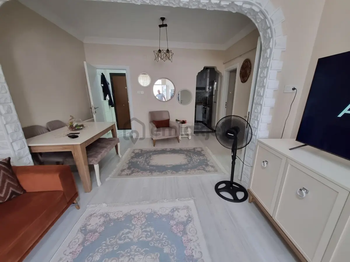 Cerrahpaşa Tıp Fakültesi Karşısı 3.kat 80mk 2+1 Ful Yapılı Temiz - 30