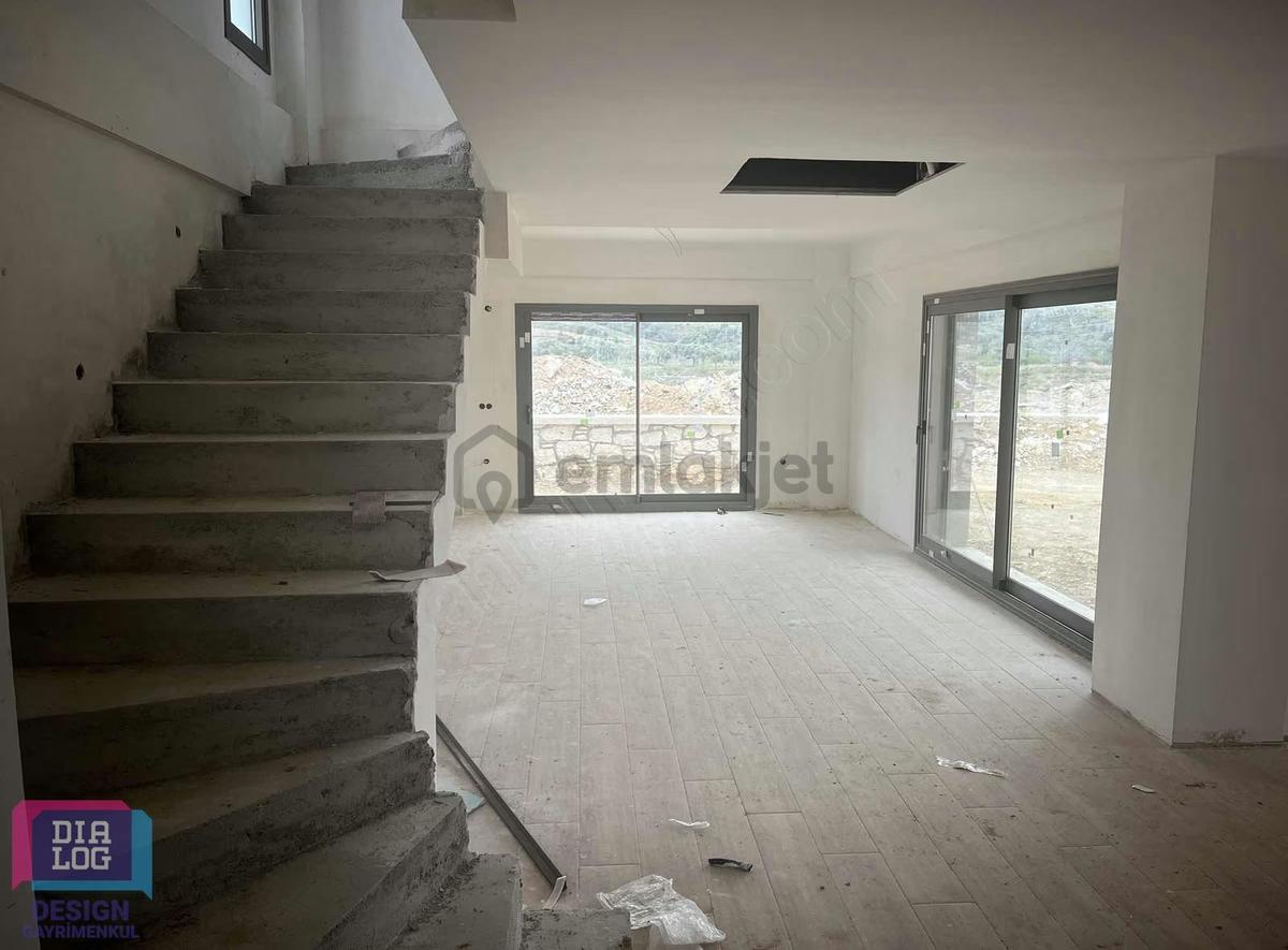 Seferıhısarda Doğanın İçinde Satılık Villa - 20