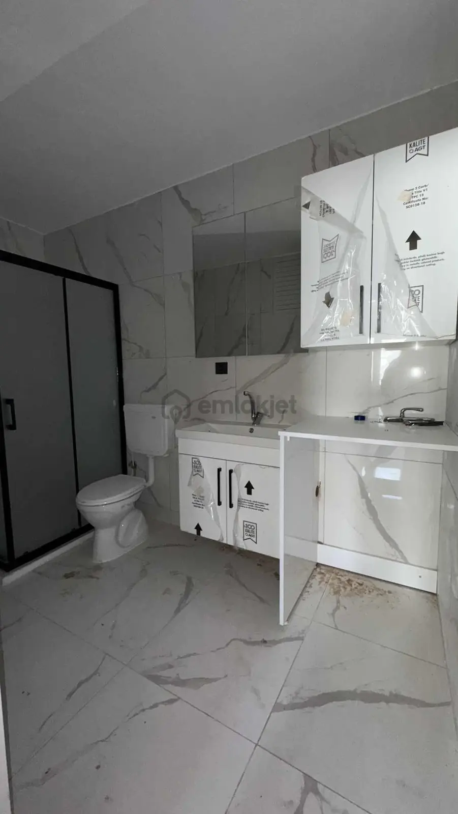 Nova'dan Kervanyolu Caddesi Üzerinde Satılık Tadilatlı Daire - 4