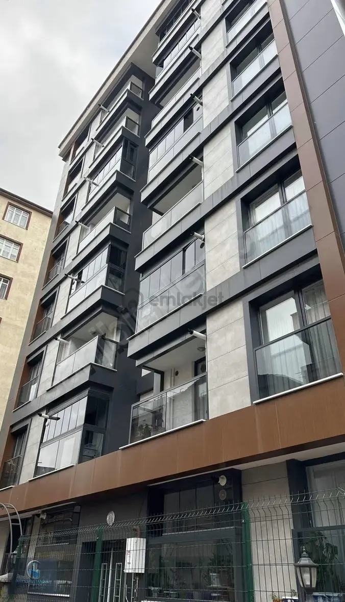 Merkezin Tam İçinde Süper Lokasyon - 3