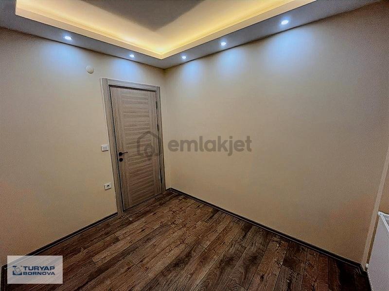 İzmir Çiğli Şirintepede Kiralık 5+1 Daire - 12