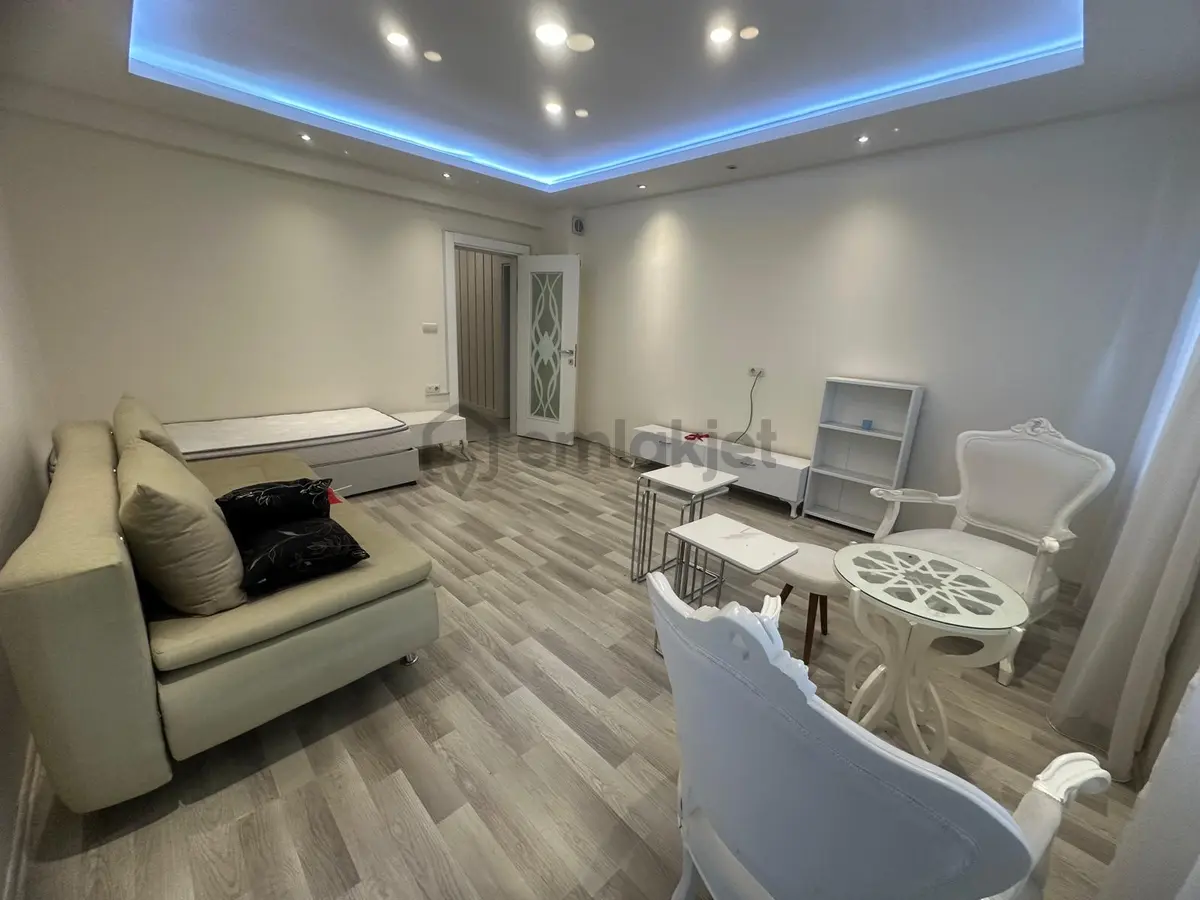 Alanya Güllerpınarı Mah.satılık 1+1 Daire - 3