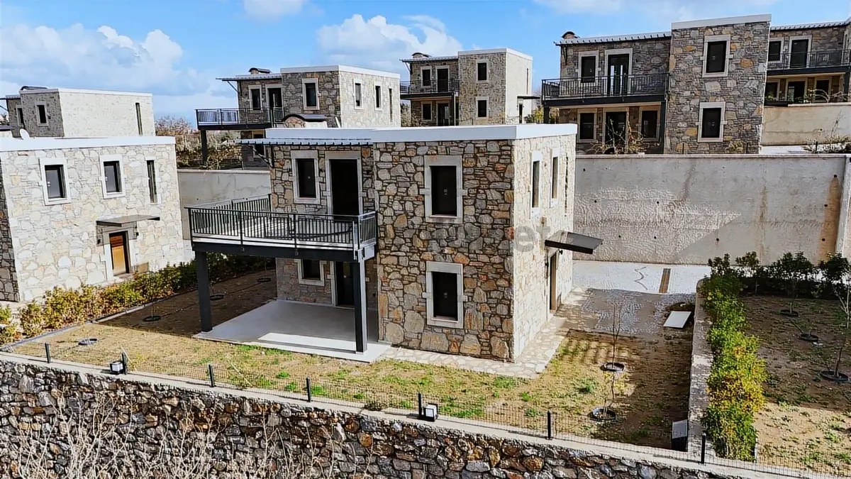 Eski Datça'da Modern Taş Mimari | 500 M² Arsa Payı 3+1 Villa - 31