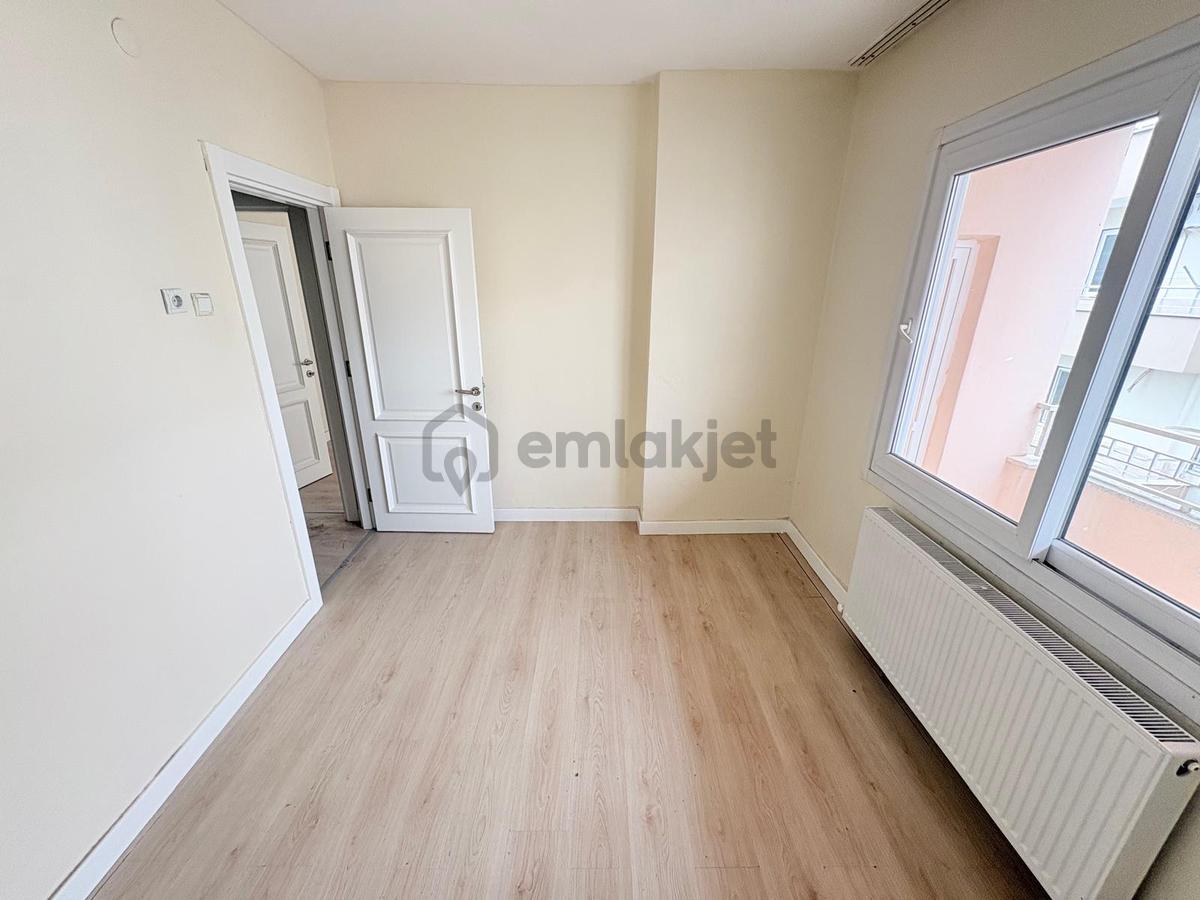 Prestij'den Bahçelievler'de Doğalgazlı Geniş Oturumlu 3+1 Daire - 14
